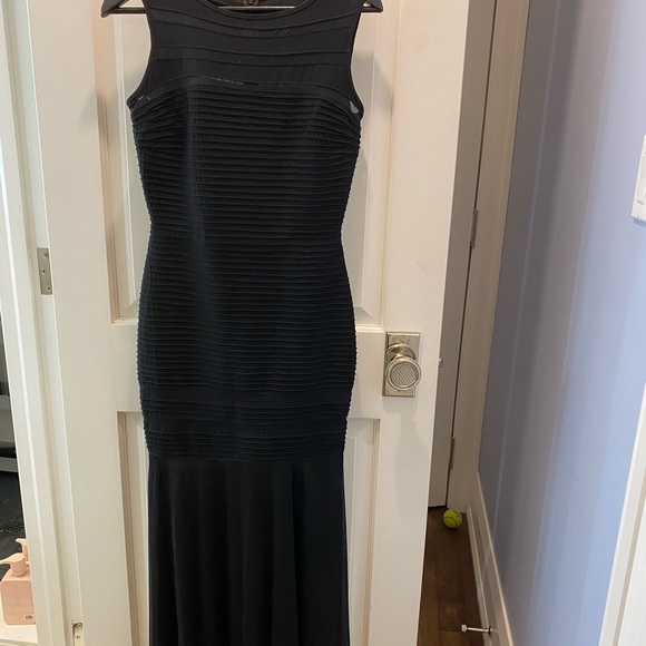 XSCAPE Black Mermaid gown - Picture 3 of 3